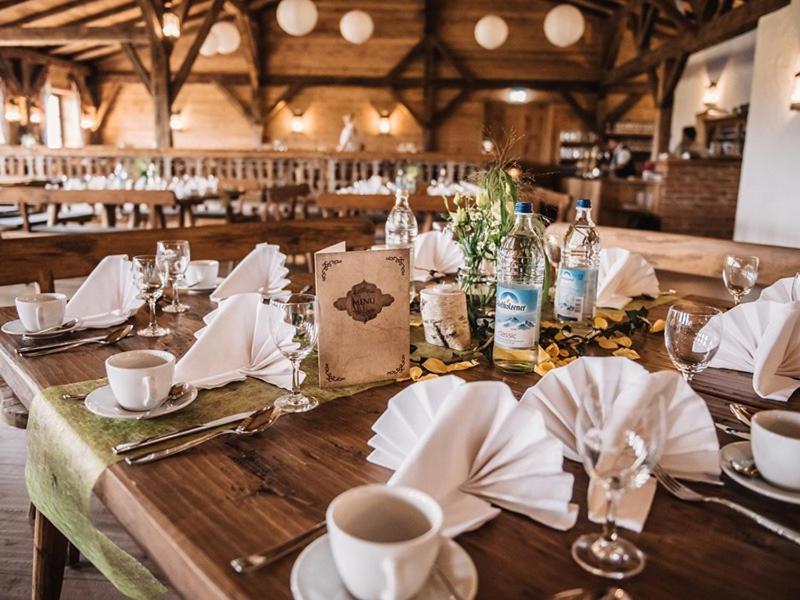 Landgasthaus Zur Linde Pleiskirchen エクステリア 写真